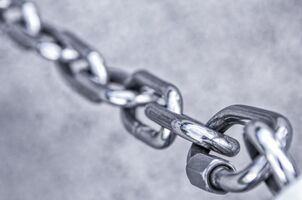 chain-3481377 1920.jpg