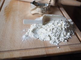 flour-2713990 1280.jpg